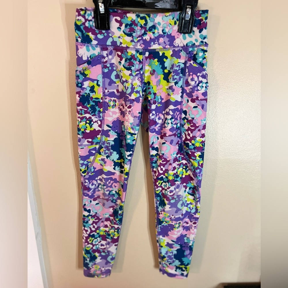 Athletic girls leggings size 6